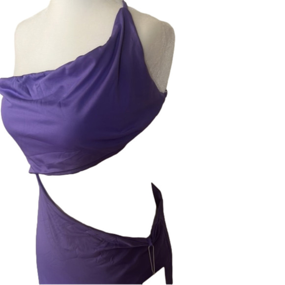 ⭐️nwt Yissang One Shoulder Cut Out Waist Sequin Dress⭐️ - Picture 3 of 8